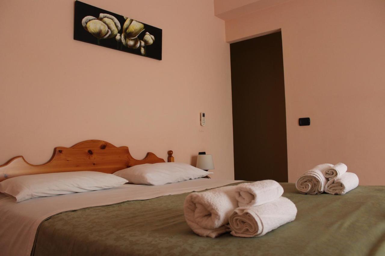 Bed and Breakfast La Collina Santa Maria Del Cedro Exterior foto